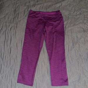 Nike dry fit capri leggings size small